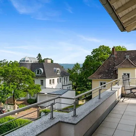 Sonnige Penthousewohnung - Ruhig Und Mit Seeblick Apartment *