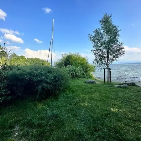 Sonnige Penthousewohnung - Ruhig Und Mit Seeblick Apartment