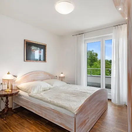 Sonnige Penthousewohnung - Ruhig Und Mit Seeblick Apartman *